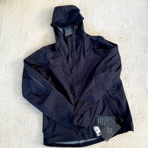 Men’s Lululemon Precipitation Jacket Size M